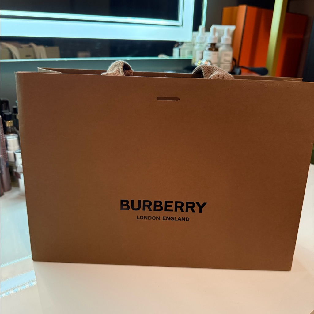 Auth Burberry Classic Gift Bag Auth Burberry Classic Gift Bag